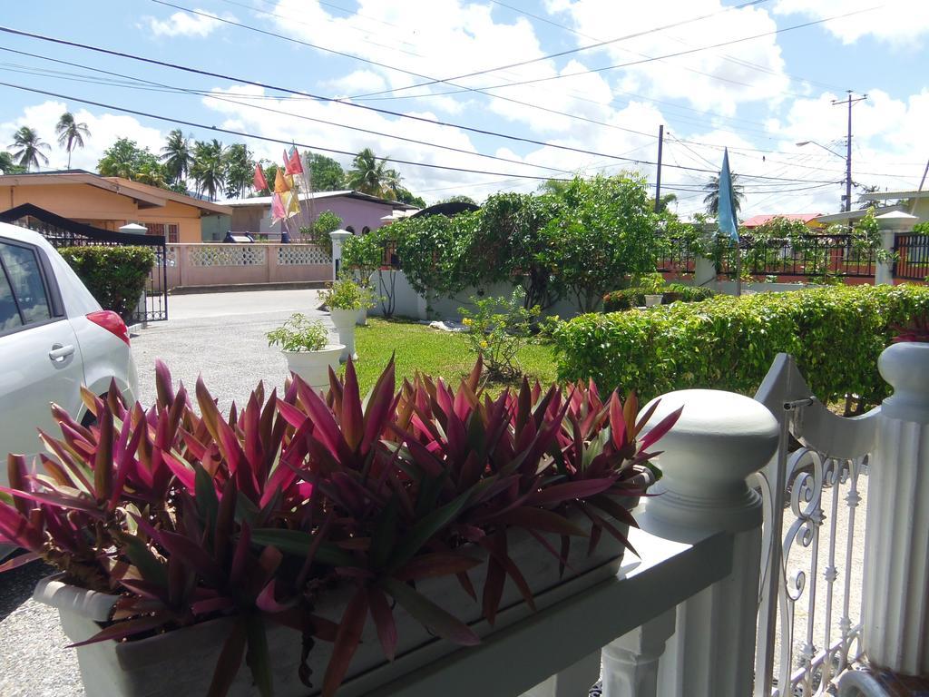 Airport Inn Piarco Kültér fotó